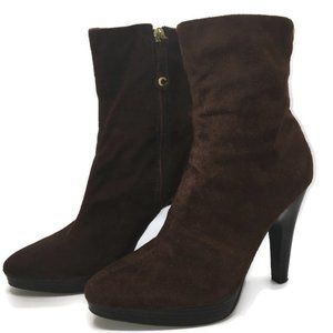 Isaac Mizrahi Faux Suede Ankle Boots Size 6